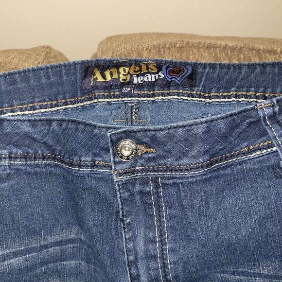 Women's plus jeans - Picture 2 of 3